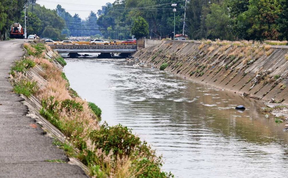 El río Hondo tiene una longitud aproximada de 16 kilómetros. Nace en la zona boscosa de Huixquilucan y desciende hacia Naucalpan. Foto: Karla Guerrero/EL UNIVERSAL