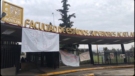 Alumnos de FES Acatlán dan a conocer pliego petitorio y amagan con ir a paro si no son atendidos por la directora