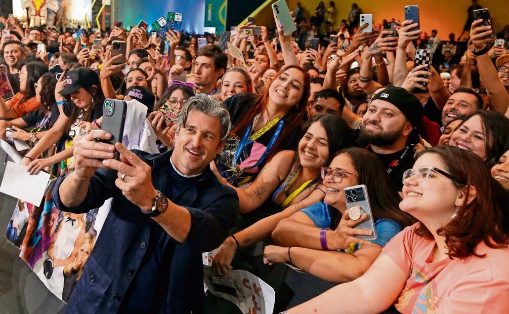 Convivió con sus fans en la CCXP Brasil, donde presentó la serie. Foto: CCXP Brasil