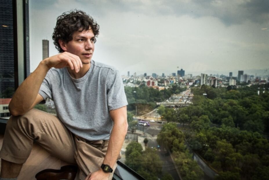 Cuando se politiza el arte se pierde la autonomía y las bases de la creatividad: Isaac Hernández