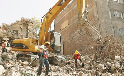 Comisión libera 130 mdp para retiro de cascajo del 19-S