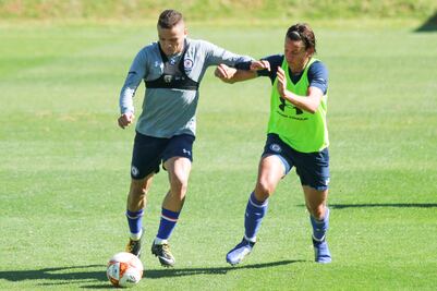 Orbelín Pineda y Jonathan Rodríguez entrenan con Cruz Azul
