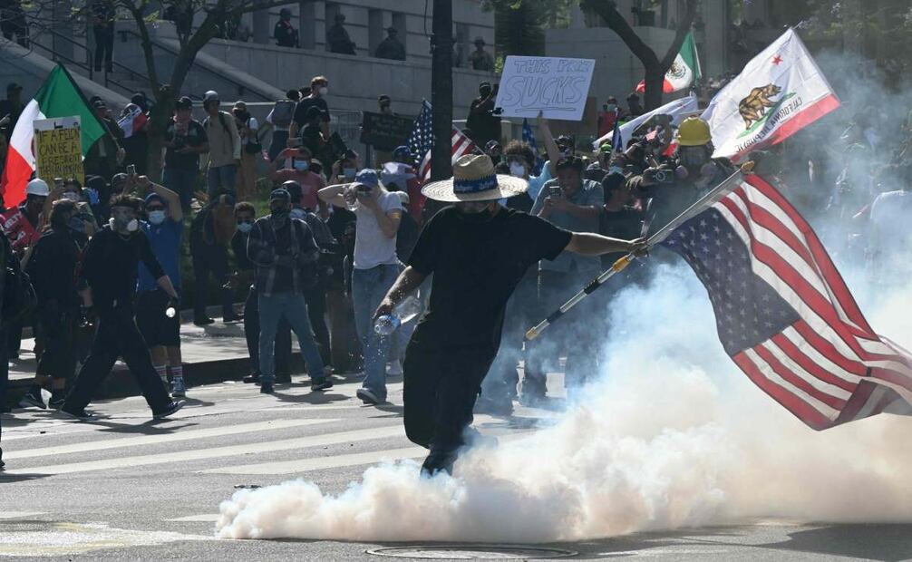 Protestas en los Ángeles durante el "No Kings Day". (14/06/25) Foto: AFP