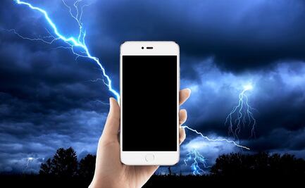 ¿Es peligroso hablar por celular durante una tormenta eléctrica?
