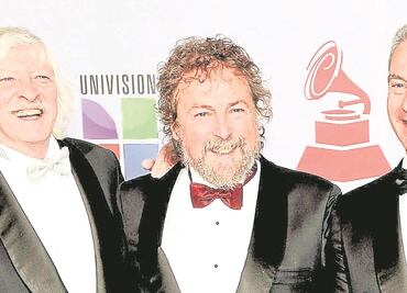 Carlos Núñez Cortés se retira de Les Luthiers