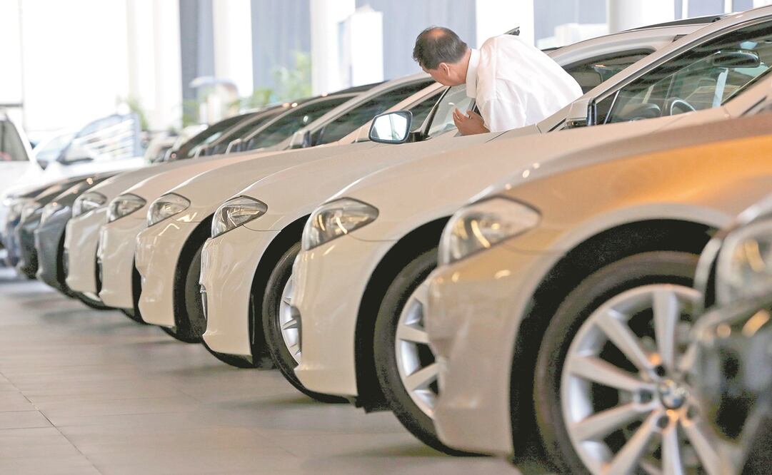 La encuesta sobre autos nuevos se realizó de manera digital a 7 mil 729 personas. Foto: ARCHIVO EL UNIVERSAL