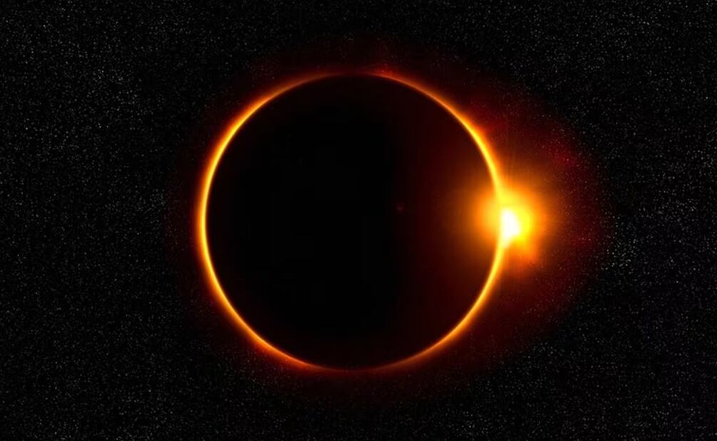 Un eclipse solar ocurre cuando la Luna pasa entre el Sol y la Tierra, pero el Sol, la Luna y la Tierra no están perfectamente alineados. Foto: Pixabay