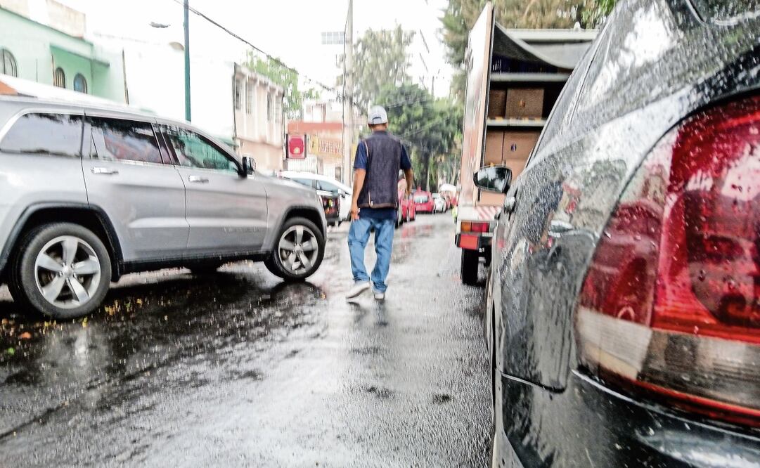 Ante la reforma que alista el gobierno para endurecer penas, franeleros de la capital manifestaron su apoyo, al considerar que los cobros excesivos de unos compañeros perjudican el trabajo de los demás. Foto: Gabriel Pano / EL UNIVERSAL