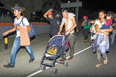 Legalización e integración a la fuerza laboral, solución a crisis migratoria, afirman líderes del sector privado