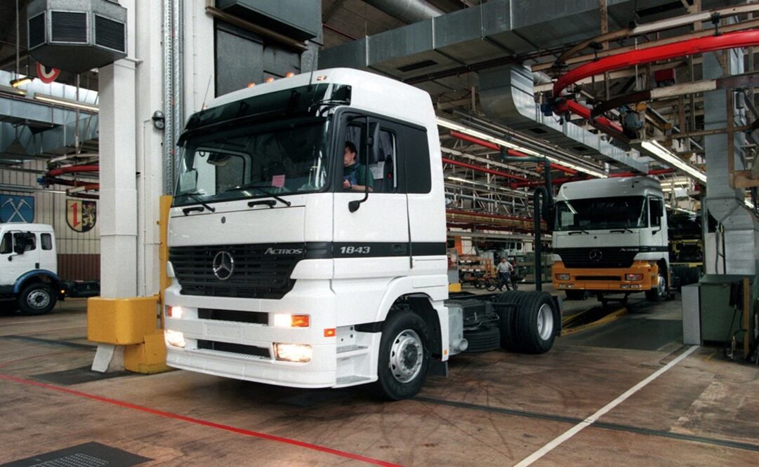 La Cooperation Manufacturing Plant (COMPAS) en Aguascalientes opera bajo una alianza entre Nissan y Daimler. Ahí se fabrican vehículos de la marca Mercedes Benz. Foto: Archivo/ EFE