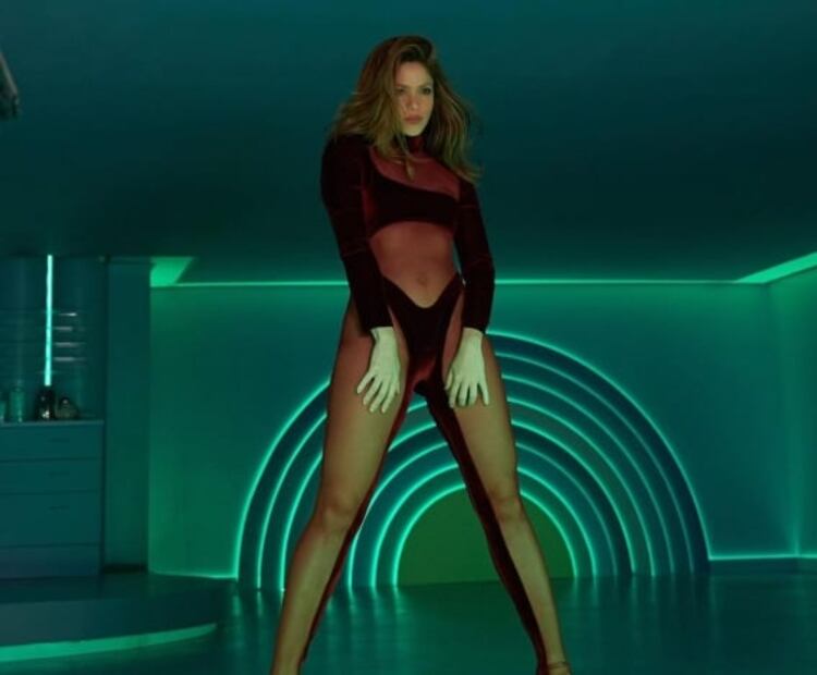 Shakira combate la celulitis con esta rutina de ejercicios de menos de 5 minutos