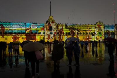 CDMX celebra 700 años de la fundación de México-Tenochtitlán con el videomapping "Memoria Luminosa"; Clara Brugada presencia el evento