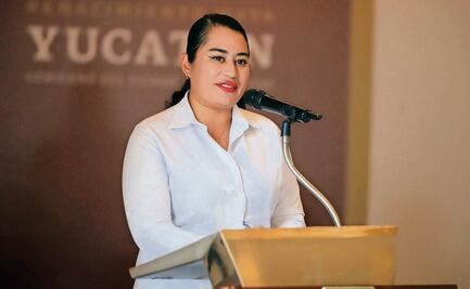 Alcaldesa pone su nombre por todos lados