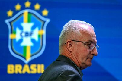 Brasil despidió a su director técnico Dorival Júnior tras humillante goleada contra Argentina