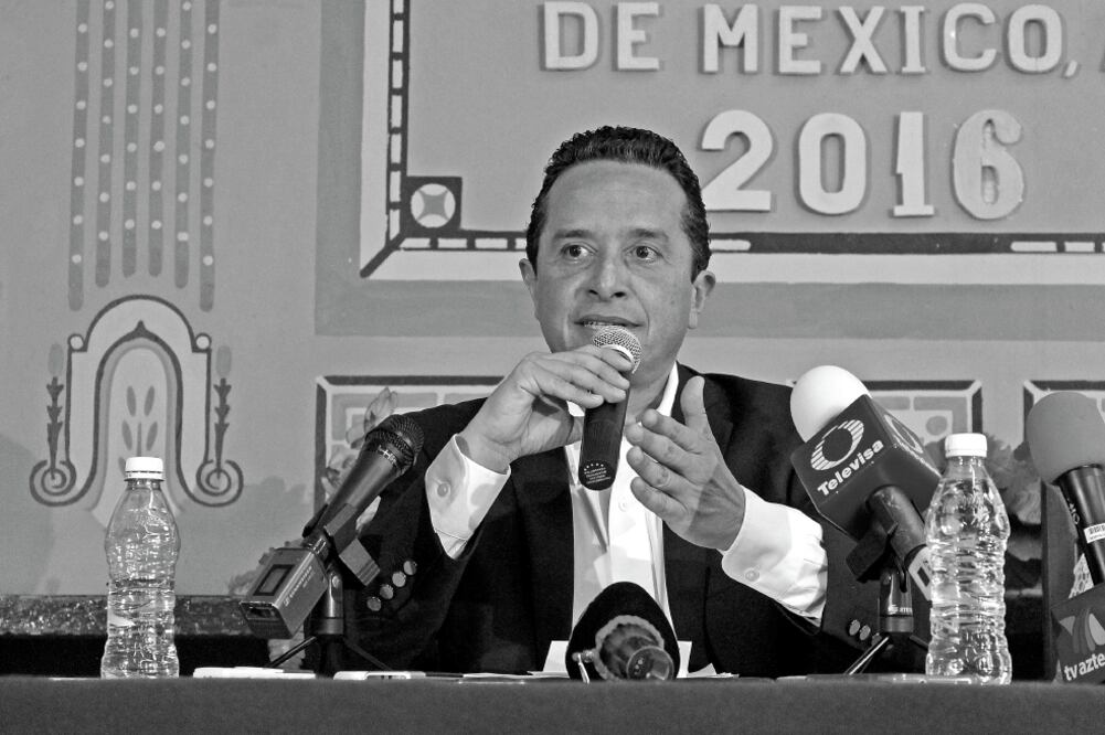 Como lo adelantó EL UNIVERSAL, el pasado 18 de febrero, este lunes el ex priísta registró su precandidatura ante las instancias del CEN del partido (ARCHIVO EL UNIVERSAL)