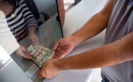 Menos mexicanos mandan más remesas desde EU