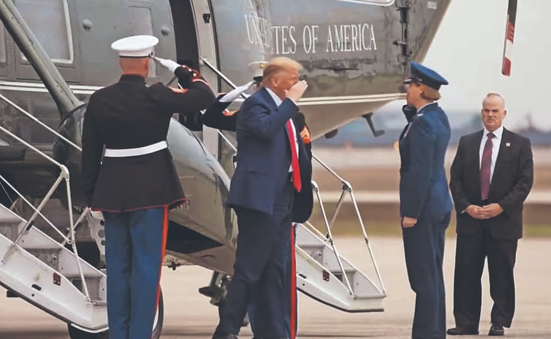 El gobierno de Donald Trump, a través de su secretaria de Seguridad Nacional, Kristi Noem, sugirió a los migrantes que abandonen EU. Foto Especial