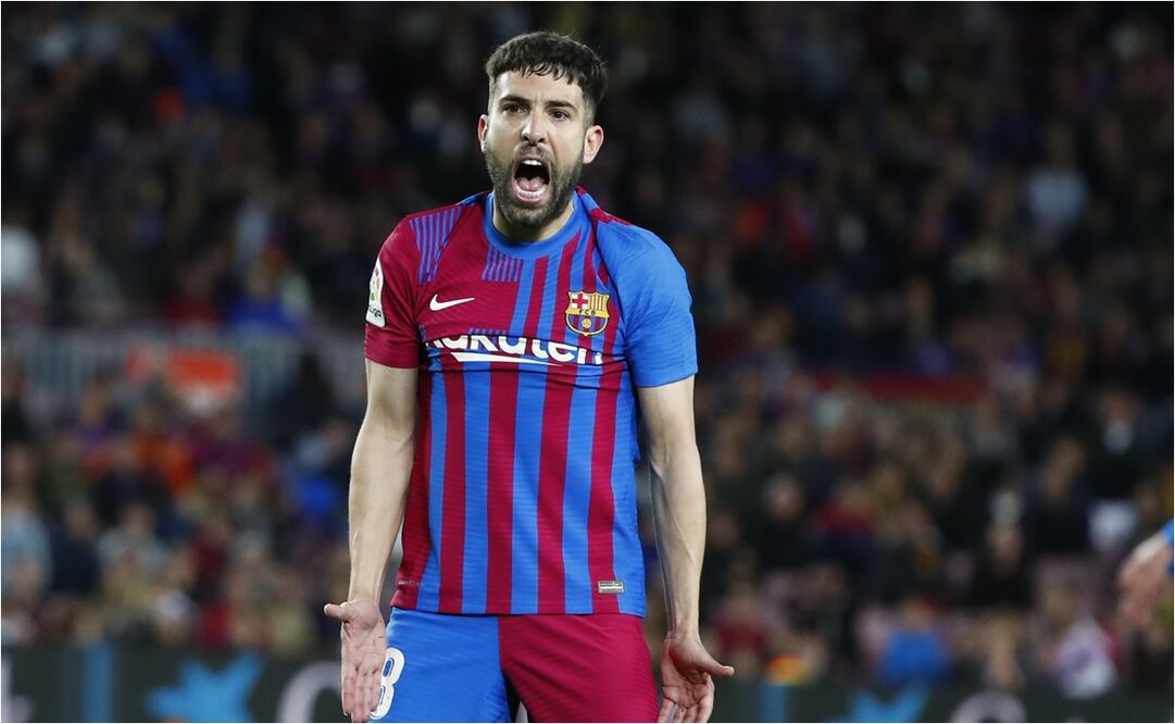 EL DEFENSOR ESPAÑOL CONSIDERÓ UNA LÁSTIMA NO PELEAR POR LA LIGA - FOTO: AP