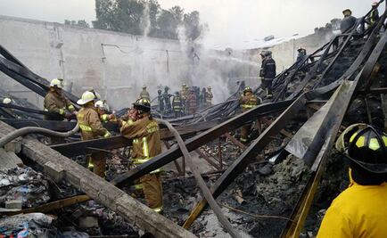 Controlan incendio de recicladora en Xalostoc