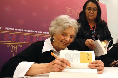 AMLO me pedía asistir a eventos para decir que votaran por él: Poniatowska