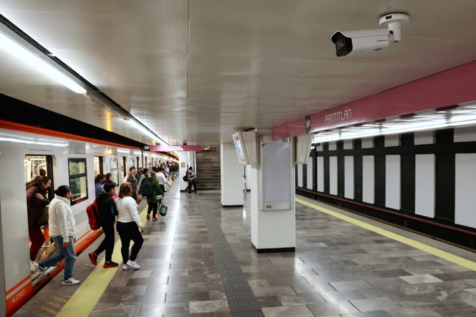 La modernización de la Línea 1 del Metro lleva más de 2 años y los trabajos continúan . Foto: Fernanda Rojas/ El universal