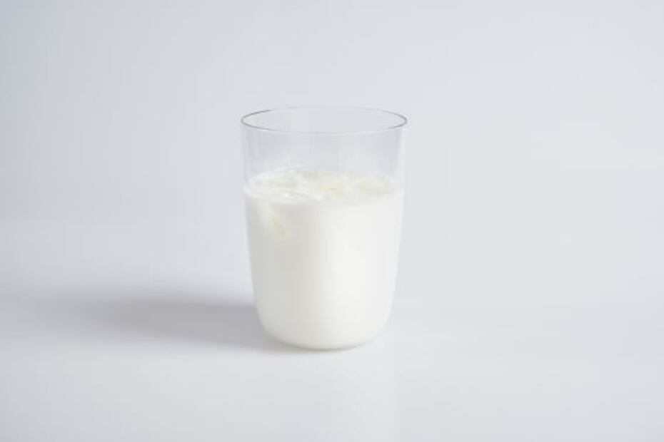 Por qué debes tomar agua de avena sin azúcar