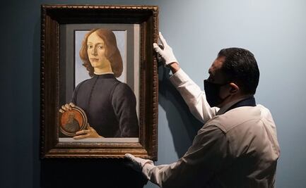 "Hombre joven sujetando un medallón", de Botticelli, rompe récord en subasta por 92 millones de dólares