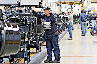 Producción y exportación automotriz alcanzan niveles récord en julio