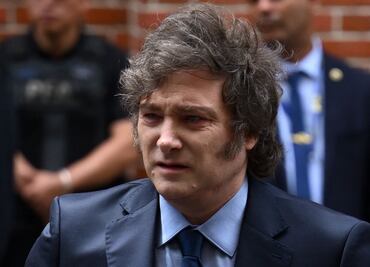Milei exhibe a niño autista y desata polémica e indignación; acusa a familia del menor de ser "ultrakirchneristas"