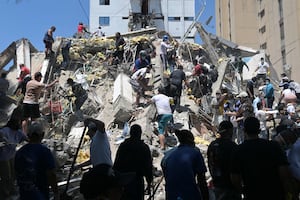 Abren centros de en acopio en Colombia por  terremoto de 7.4; lista en actualización