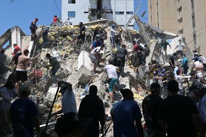 Abren centros de acopio en Colombia por terremoto de 7.4; lista en actualización