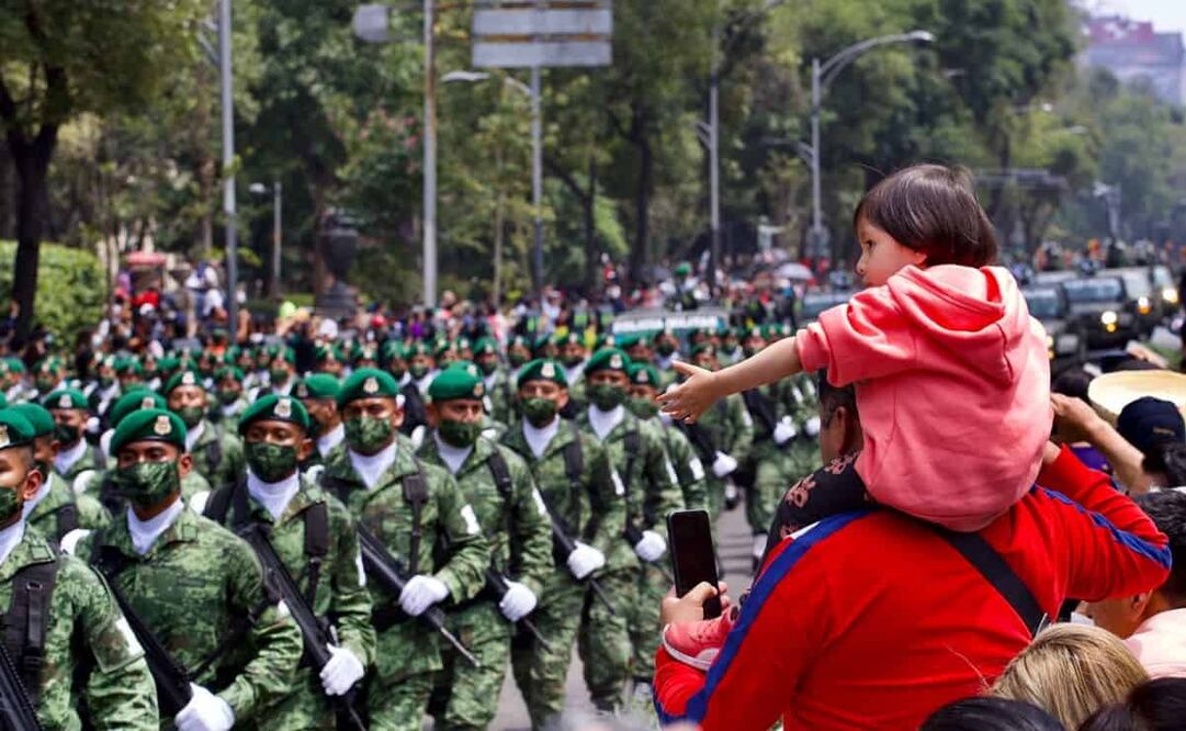Este 16 de septiembre cerca de las 10 de la mañana las calles de la CDMX se pintarán de las tonalidades de la representativa bandera de México con motivo del Desfile Cívico Militar. Foto: Archivo