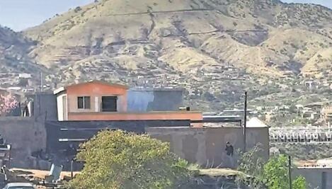 Localizan fosa en casa abandonada