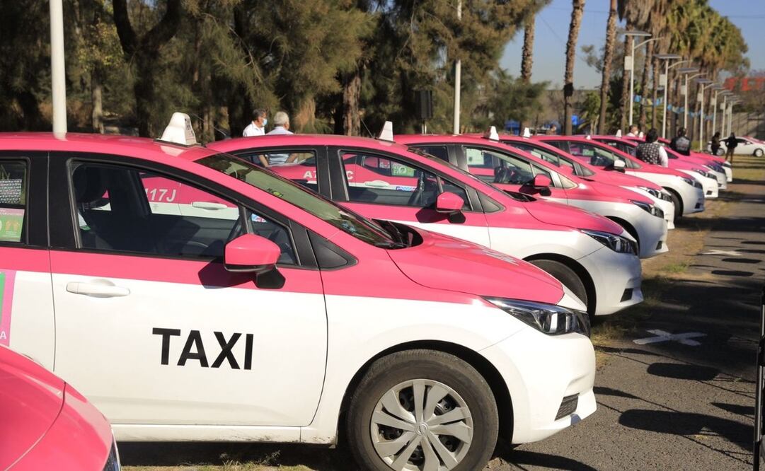 Taxis de la CDMX se actualizan para competir contra Uber
