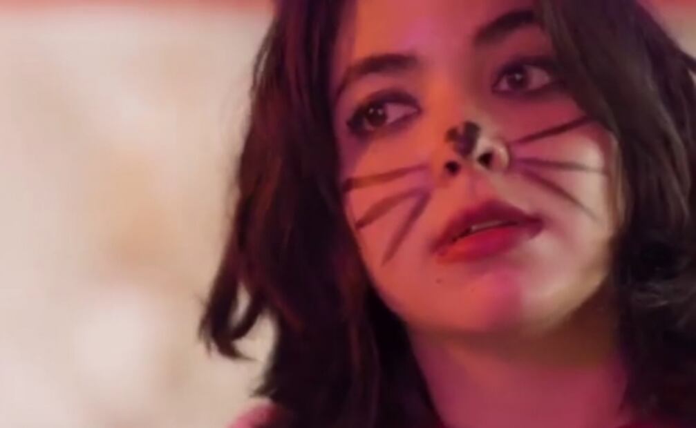 Depresión, suicidio y crisis de la edad, en la serie "Mediocre"