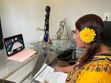 ¿Quién es Adela Ramos, la diputada de Morena que se opone a los libros de texto SEP de la 4T?