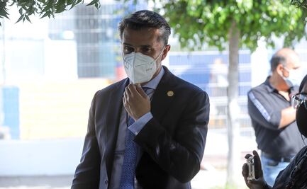 Sergio Mayer acude a identificar el cuerpo de Xavier Ortiz; pide respeto