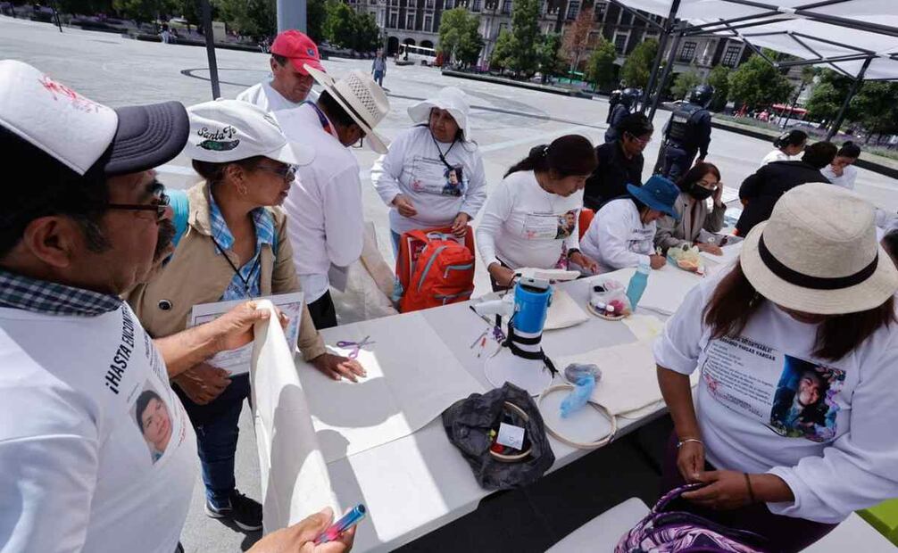 El Colectivo “Flores en el Corazón” informó que buscan a 35 personas, 27 de ellas desaparecidas, 5 secuestradas y justicia por 6 feminicidios. Foto: Jorge Alvarado/EL UNIVERSAL