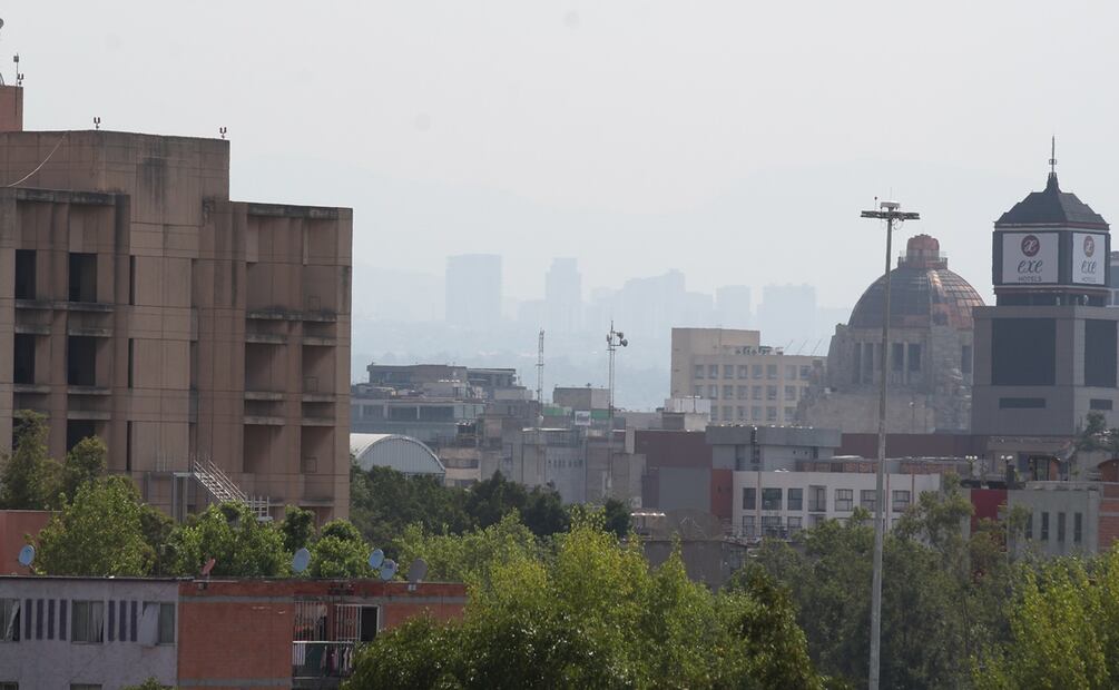 La Comisión Ambiental de la Megalópolis activo la Fase I de contingencia ambiental en la zona metropolitana del Valle de México. Mañana domingo no circularán los vehículos con holograma de verificación 2, holograma de verificación 1 terminación 1,3,5,7 y 9
Holograma de verificación 00, 0 engomado rojo placa 3 y 4
Fotos y video: Francisco Rodríguez