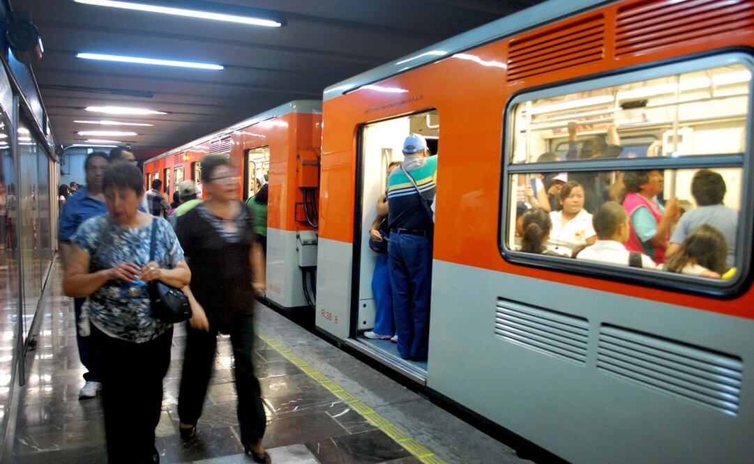 Hombre cae a las vías del Metro en estación Allende de la Línea 2. (Foto: especial)