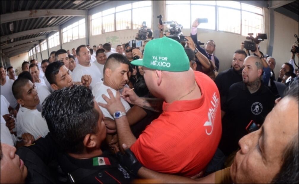Andy Ruiz visitó penal de Topo Chico