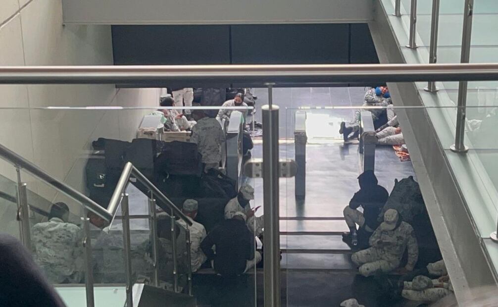 La senadora Claudia Anaya denunció la presencia dentro de las instalaciones de la Cámara Alta, de una célula de la Guardia Nacional "sin justificación alguna" este miércoles 8 de octubre de 2025. Foto: Berenice Fregoso/ EL UNIVERSAL