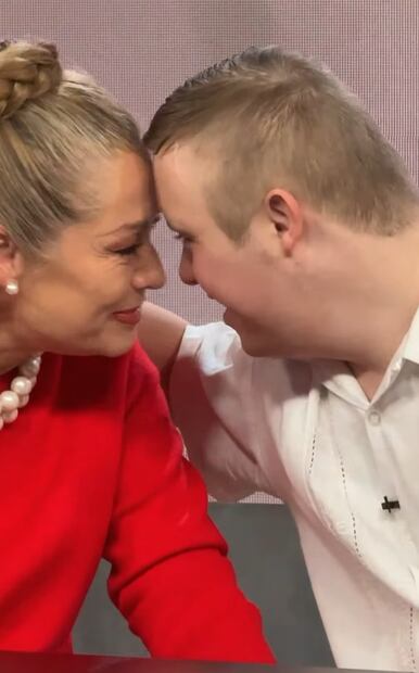 Leticia Calderón y su hijo Luciano, amor a primera vista.