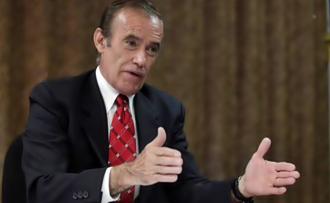 Arrest order against former head of Mexico City's subway