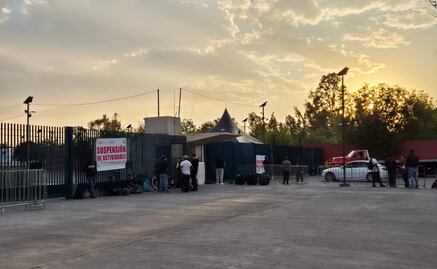 Festival Axe Ceremonia: Trabajadores de empresas organizadoras esperan afuera del Parque Bicentenario; piden entrar para retirar material