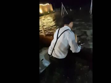 VIDEO. Marejada irrumpe en fiesta de XV años en la Playa de Chachalacas