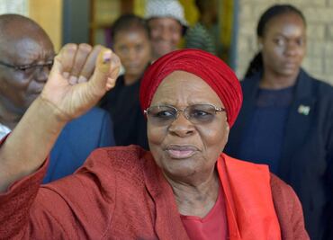 Namibia tendrá su primera presidenta; Nandi-Ndaitwah, candidata oficialista, gana elecciones del país africano