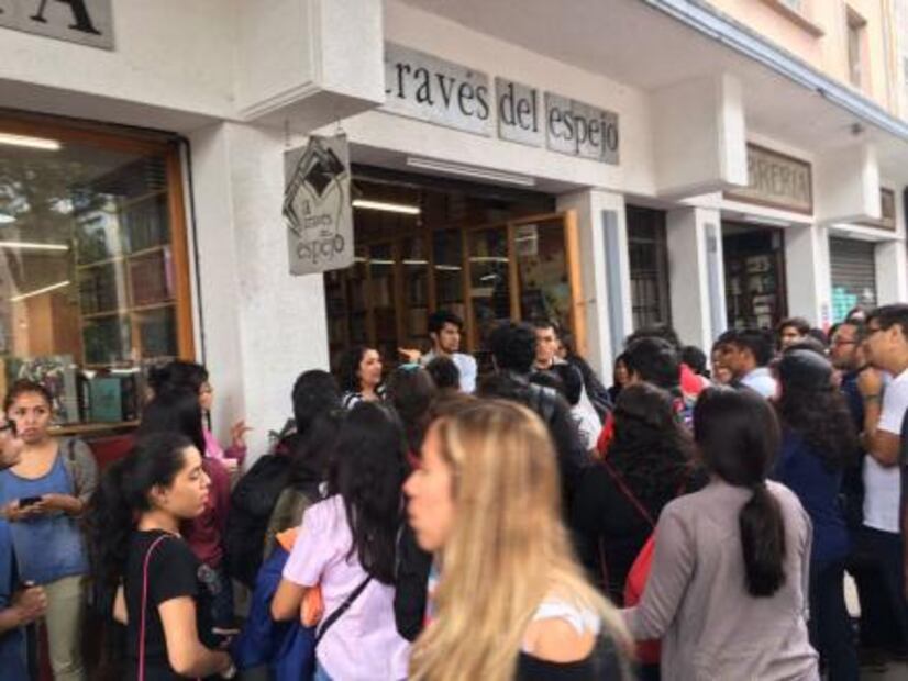 La librería que se abarrotó tras el sismo