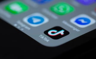 TikTok acuerda vender su filial en EU, según medios; compradores son locales