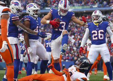 Los Bills eliminan a los Broncos y se medirán a Baltimore en ronda divisional de AFC